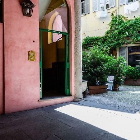 Altido Cozy Apt For 4 Close To Basilica Di Sant'Ambrogio Milão Exterior foto